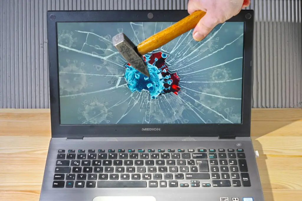 Screen hammer smash